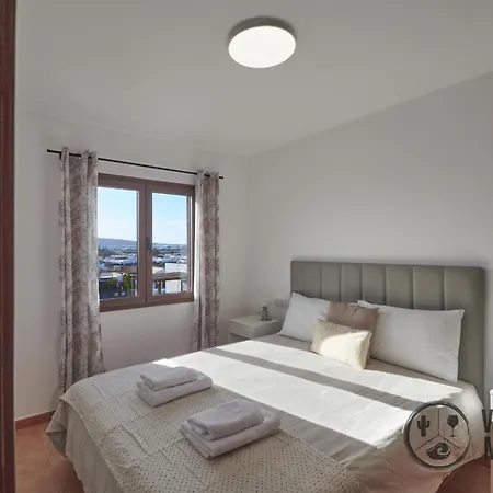 Mauruuru - 10 Minutes Walking To Marina Rubicon, Heated Pool, Bbq & Office Space With Desk And High Speed Internet * פלאיה בלנקה