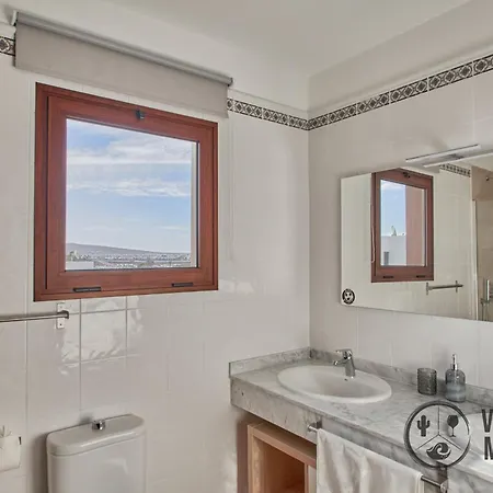 וילה Mauruuru - 10 Minutes Walking To Marina Rubicon, Heated Pool, Bbq & Office Space With Desk And High Speed Internet *
