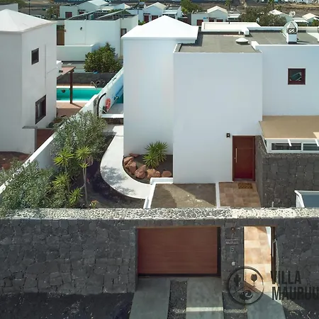 Mauruuru - 10 Minutes Walking To Marina Rubicon, Heated Pool, Bbq & Office Space With Desk And High Speed Internet וילה פלאיה בלנקה