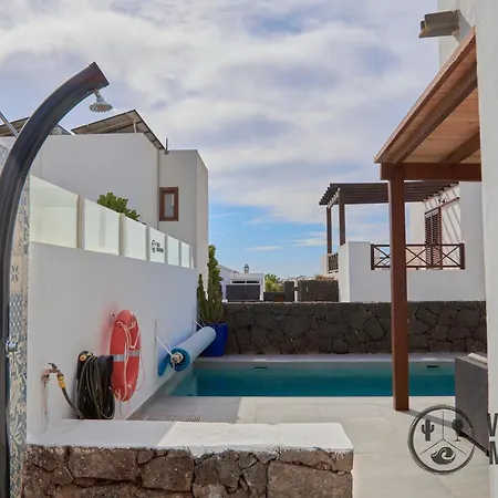 וילה Mauruuru - 10 Minutes Walking To Marina Rubicon, Heated Pool, Bbq & Office Space With Desk And High Speed Internet פלאיה בלנקה