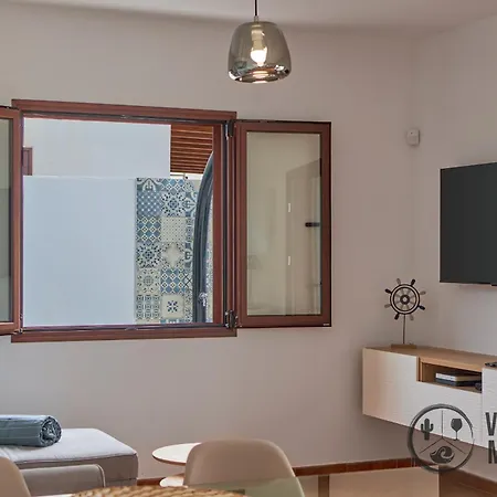 Mauruuru - 10 Minutes Walking To Marina Rubicon, Heated Pool, Bbq & Office Space With Desk And High Speed Internet וילה פלאיה בלנקה