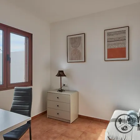 Mauruuru - 10 Minutes Walking To Marina Rubicon, Heated Pool, Bbq & Office Space With Desk And High Speed Internet Vila Playa Blanca (Lanzarote)