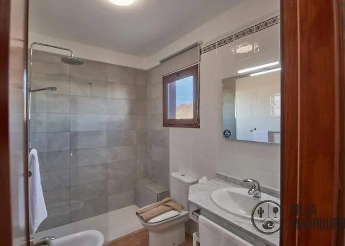 فيلة Mauruuru - 10 Minutes Walking To Marina Rubicon, Heated Pool, Bbq & Office Space With Desk And High Speed Internet بلايا بلانكا