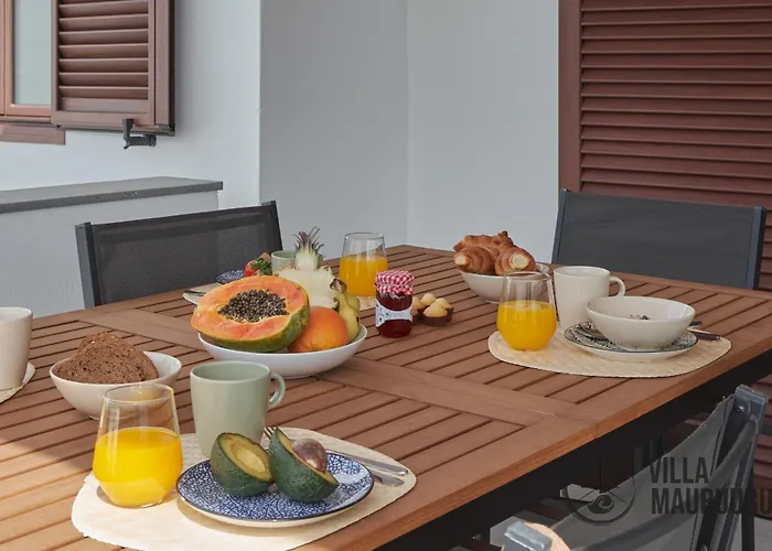 Mauruuru - 10 Minutes Walking To Marina Rubicon, Heated Pool, Bbq & Office Space With Desk And High Speed Internet * بلايا بلانكا