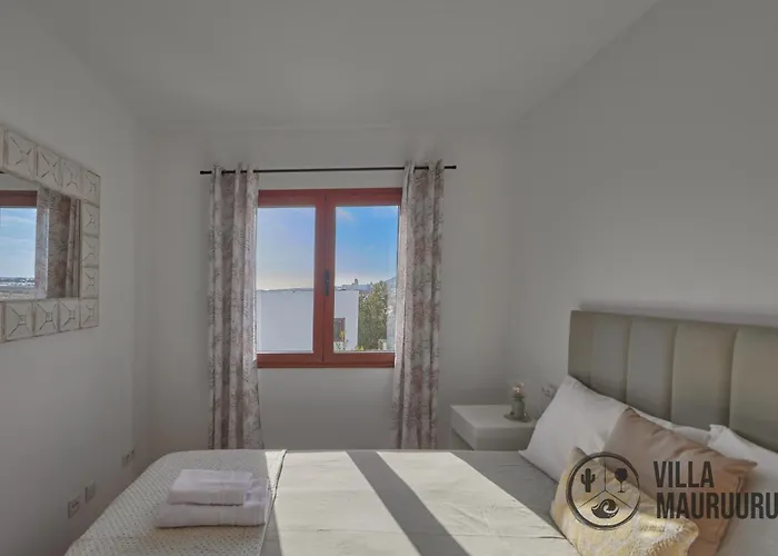 Mauruuru - 10 Minutes Walking To Marina Rubicon, Heated Pool, Bbq & Office Space With Desk And High Speed Internet *