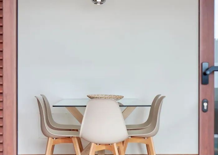 Mauruuru - 10 Minutes Walking To Marina Rubicon, Heated Pool, Bbq & Office Space With Desk And High Speed Internet فيلة